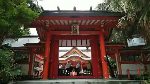青島神社（青島神宮）の山門・神門