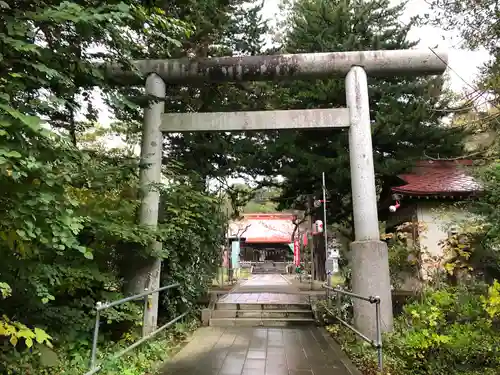 長者山新羅神社の鳥居