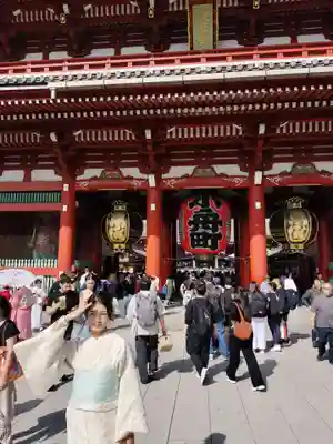 浅草寺の山門・神門