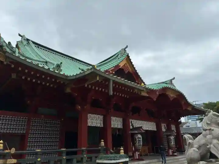 神田神社(神田明神)の{uncategorized: "未分類", other: "その他", undefined: "問題あり", building: "その他建物", grave: "お墓", sacred_gate: "鳥居", guardian: "狛犬", statue: "像", buddha: "仏像", history: "歴史", nature: "自然", garden: "庭園", animal: "動物", pagoda: "塔", temizu: "手水舎", mountain_gate: "山門・神門", sanctuary: "本殿・本堂", subordinate: "末社・摂社", art: "芸術", scenery: "景色", jizo: "地蔵", ema: "絵馬", goshuin: "御朱印", omikuji: "おみくじ", items: "授与品その他", amulet: "お守り", goshuincho: "御朱印帳", eats: "食事", festival: "お祭り", votive_dance: "神楽", shichigosan: "七五三参", wedding: "結婚式", experience: "体験その他", initially: "初詣", around: "周辺", anti_infection: "感染症対策"}