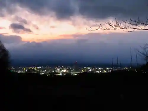 高屋敷稲荷神社の景色