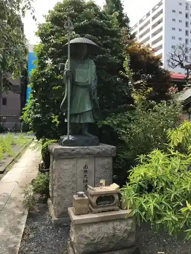 福傳寺の像