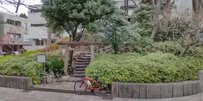 猿楽神社の鳥居
