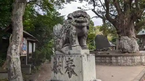 鶴谷八幡宮の狛犬