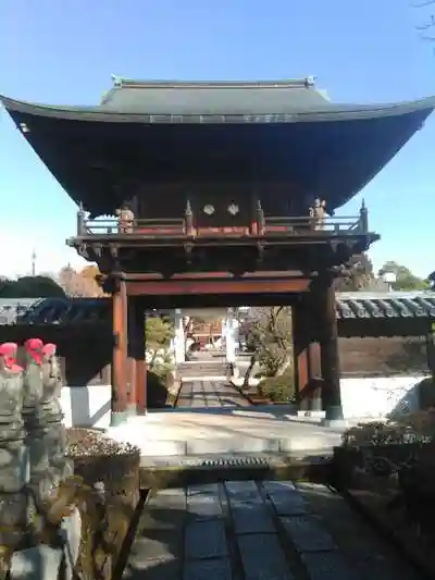 心應寺の山門