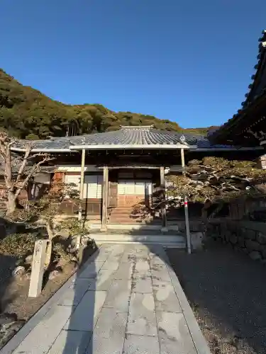 長楽寺の{uncategorized: "未分類", other: "その他", undefined: "問題あり", building: "その他建物", grave: "お墓", sacred_gate: "鳥居", guardian: "狛犬", statue: "像", buddha: "仏像", history: "歴史", nature: "自然", garden: "庭園", animal: "動物", pagoda: "塔", temizu: "手水舎", mountain_gate: "山門・神門", sanctuary: "本殿・本堂", subordinate: "末社・摂社", art: "芸術", scenery: "景色", jizo: "地蔵", ema: "絵馬", goshuin: "御朱印", omikuji: "おみくじ", items: "授与品その他", amulet: "お守り", goshuincho: "御朱印帳", eats: "食事", festival: "お祭り", votive_dance: "神楽", shichigosan: "七五三参", wedding: "結婚式", experience: "体験その他", initially: "初詣", around: "周辺", anti_infection: "感染症対策"}