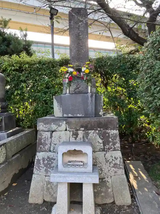 勧行寺(神奈川県)