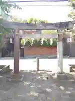 巽神社の{uncategorized: "未分類", other: "その他", undefined: "問題あり", building: "その他建物", grave: "お墓", sacred_gate: "鳥居", guardian: "狛犬", statue: "像", buddha: "仏像", history: "歴史", nature: "自然", garden: "庭園", animal: "動物", pagoda: "塔", temizu: "手水舎", mountain_gate: "山門・神門", sanctuary: "本殿・本堂", subordinate: "末社・摂社", art: "芸術", scenery: "景色", jizo: "地蔵", ema: "絵馬", goshuin: "御朱印", omikuji: "おみくじ", items: "授与品その他", amulet: "お守り", goshuincho: "御朱印帳", eats: "食事", festival: "お祭り", votive_dance: "神楽", shichigosan: "七五三参", wedding: "結婚式", experience: "体験その他", initially: "初詣", around: "周辺", anti_infection: "感染症対策"}