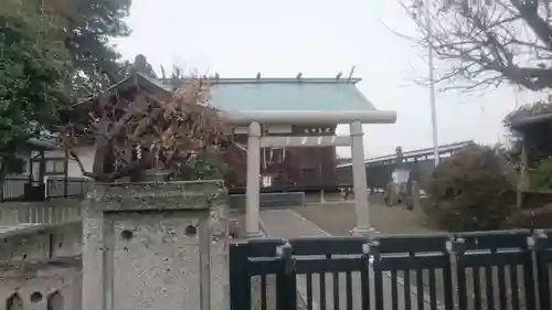 埋草神社の建物その他