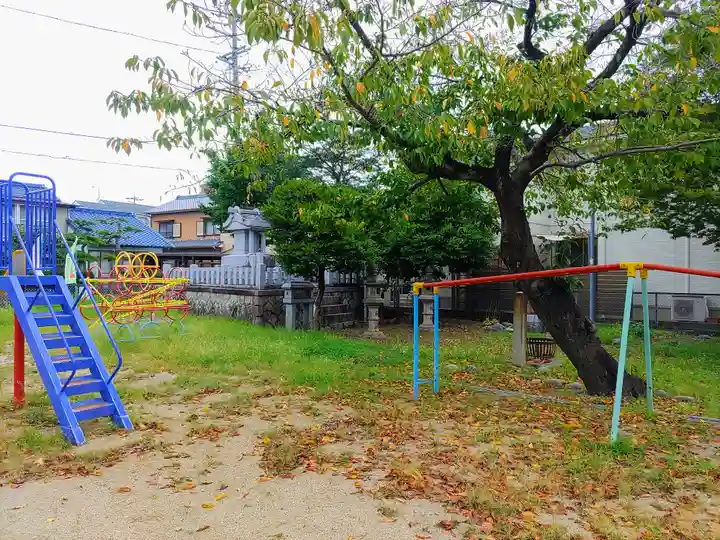 上之町神社(鳥居松町)のその他建物