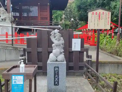 朝日氷川神社の仏像