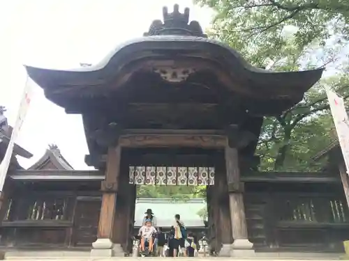 宇都宮二荒山神社の山門