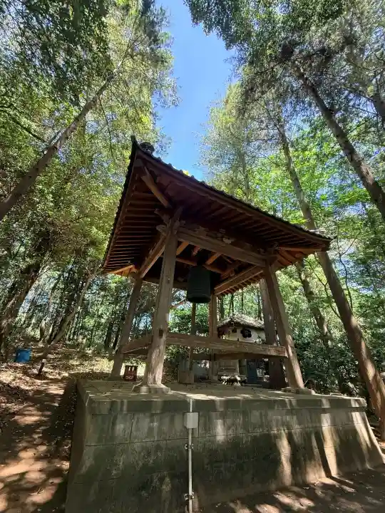 岩殿山安楽寺(吉見観音)の{uncategorized: "未分類", other: "その他", undefined: "問題あり", building: "その他建物", grave: "お墓", sacred_gate: "鳥居", guardian: "狛犬", statue: "像", buddha: "仏像", history: "歴史", nature: "自然", garden: "庭園", animal: "動物", pagoda: "塔", temizu: "手水舎", mountain_gate: "山門・神門", sanctuary: "本殿・本堂", subordinate: "末社・摂社", art: "芸術", scenery: "景色", jizo: "地蔵", ema: "絵馬", goshuin: "御朱印", omikuji: "おみくじ", items: "授与品その他", amulet: "お守り", goshuincho: "御朱印帳", eats: "食事", festival: "お祭り", votive_dance: "神楽", shichigosan: "七五三参", wedding: "結婚式", experience: "体験その他", initially: "初詣", around: "周辺", anti_infection: "感染症対策"}