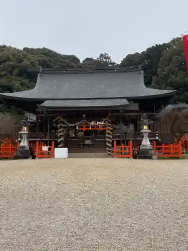 龍田大社の本殿