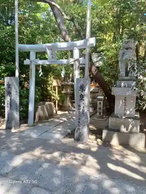 空鞘稲生神社の末社・摂社