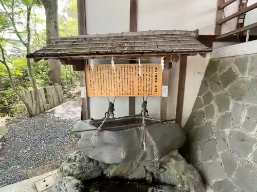 隅田八幡神社の{uncategorized: "未分類", other: "その他", undefined: "問題あり", building: "その他建物", grave: "お墓", sacred_gate: "鳥居", guardian: "狛犬", statue: "像", buddha: "仏像", history: "歴史", nature: "自然", garden: "庭園", animal: "動物", pagoda: "塔", temizu: "手水舎", mountain_gate: "山門・神門", sanctuary: "本殿・本堂", subordinate: "末社・摂社", art: "芸術", scenery: "景色", jizo: "地蔵", ema: "絵馬", goshuin: "御朱印", omikuji: "おみくじ", items: "授与品その他", amulet: "お守り", goshuincho: "御朱印帳", eats: "食事", festival: "お祭り", votive_dance: "神楽", shichigosan: "七五三参", wedding: "結婚式", experience: "体験その他", initially: "初詣", around: "周辺", anti_infection: "感染症対策"}