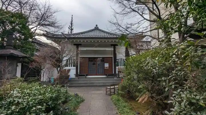 定泉寺の本殿・本堂