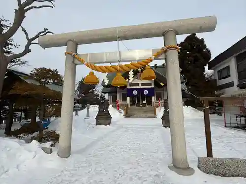 烈々布神社の鳥居