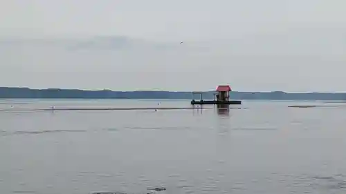 牡蠣島辨天神社(北海道)