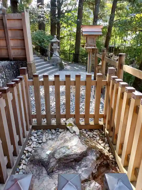 天河大辨財天社の{uncategorized: "未分類", other: "その他", undefined: "問題あり", building: "その他建物", grave: "お墓", sacred_gate: "鳥居", guardian: "狛犬", statue: "像", buddha: "仏像", history: "歴史", nature: "自然", garden: "庭園", animal: "動物", pagoda: "塔", temizu: "手水舎", mountain_gate: "山門・神門", sanctuary: "本殿・本堂", subordinate: "末社・摂社", art: "芸術", scenery: "景色", jizo: "地蔵", ema: "絵馬", goshuin: "御朱印", omikuji: "おみくじ", items: "授与品その他", amulet: "お守り", goshuincho: "御朱印帳", eats: "食事", festival: "お祭り", votive_dance: "神楽", shichigosan: "七五三参", wedding: "結婚式", experience: "体験その他", initially: "初詣", around: "周辺", anti_infection: "感染症対策"}