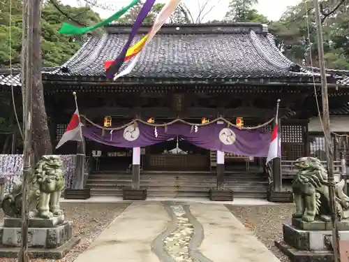 石浦神社の本殿