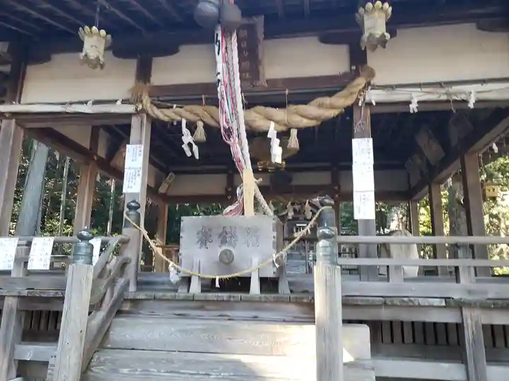 朝日山神社の本殿・本堂