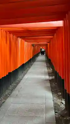 伏見稲荷大社の{uncategorized: "未分類", other: "その他", undefined: "問題あり", building: "その他建物", grave: "お墓", sacred_gate: "鳥居", guardian: "狛犬", statue: "像", buddha: "仏像", history: "歴史", nature: "自然", garden: "庭園", animal: "動物", pagoda: "塔", temizu: "手水舎", mountain_gate: "山門・神門", sanctuary: "本殿・本堂", subordinate: "末社・摂社", art: "芸術", scenery: "景色", jizo: "地蔵", ema: "絵馬", goshuin: "御朱印", omikuji: "おみくじ", items: "授与品その他", amulet: "お守り", goshuincho: "御朱印帳", eats: "食事", festival: "お祭り", votive_dance: "神楽", shichigosan: "七五三参", wedding: "結婚式", experience: "体験その他", initially: "初詣", around: "周辺", anti_infection: "感染症対策"}