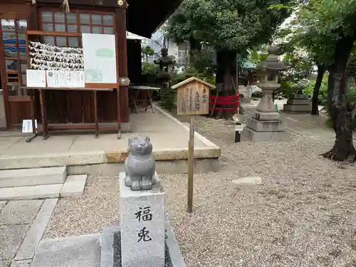 三輪神社の狛犬