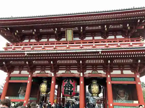 浅草寺の山門