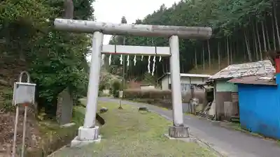 虎柏神社の鳥居