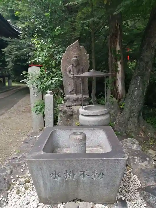 宝積寺の手水舎