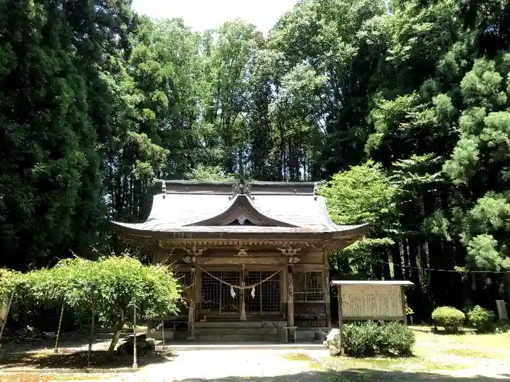 御崎神社の本殿・本堂