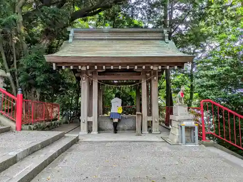 五社稲荷社の手水舎