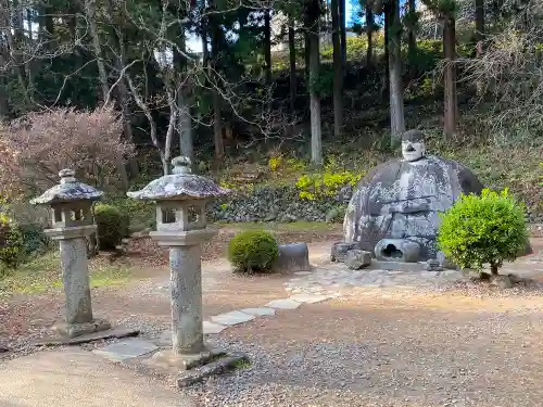 諏訪大社下社春宮(長野県)