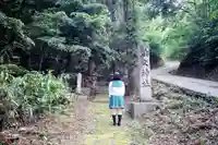 倭文神社の山門・神門