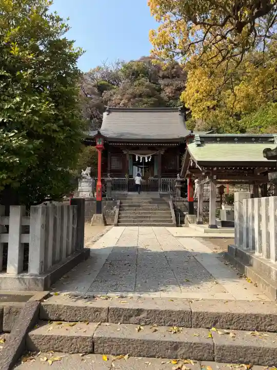 瀬戸神社の{uncategorized: "未分類", other: "その他", undefined: "問題あり", building: "その他建物", grave: "お墓", sacred_gate: "鳥居", guardian: "狛犬", statue: "像", buddha: "仏像", history: "歴史", nature: "自然", garden: "庭園", animal: "動物", pagoda: "塔", temizu: "手水舎", mountain_gate: "山門・神門", sanctuary: "本殿・本堂", subordinate: "末社・摂社", art: "芸術", scenery: "景色", jizo: "地蔵", ema: "絵馬", goshuin: "御朱印", omikuji: "おみくじ", items: "授与品その他", amulet: "お守り", goshuincho: "御朱印帳", eats: "食事", festival: "お祭り", votive_dance: "神楽", shichigosan: "七五三参", wedding: "結婚式", experience: "体験その他", initially: "初詣", around: "周辺", anti_infection: "感染症対策"}