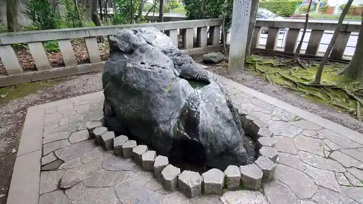 富岡八幡宮の手水舎