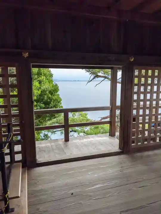 竹生島神社(都久夫須麻神社)の景色