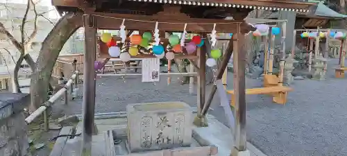 温泉神社〜いわき湯本温泉〜の{uncategorized: "未分類", other: "その他", undefined: "問題あり", building: "その他建物", grave: "お墓", sacred_gate: "鳥居", guardian: "狛犬", statue: "像", buddha: "仏像", history: "歴史", nature: "自然", garden: "庭園", animal: "動物", pagoda: "塔", temizu: "手水舎", mountain_gate: "山門・神門", sanctuary: "本殿・本堂", subordinate: "末社・摂社", art: "芸術", scenery: "景色", jizo: "地蔵", ema: "絵馬", goshuin: "御朱印", omikuji: "おみくじ", items: "授与品その他", amulet: "お守り", goshuincho: "御朱印帳", eats: "食事", festival: "お祭り", votive_dance: "神楽", shichigosan: "七五三参", wedding: "結婚式", experience: "体験その他", initially: "初詣", around: "周辺", anti_infection: "感染症対策"}