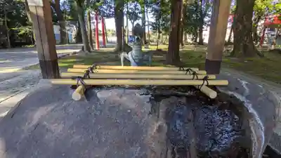 布智神社(本甲)の手水舎