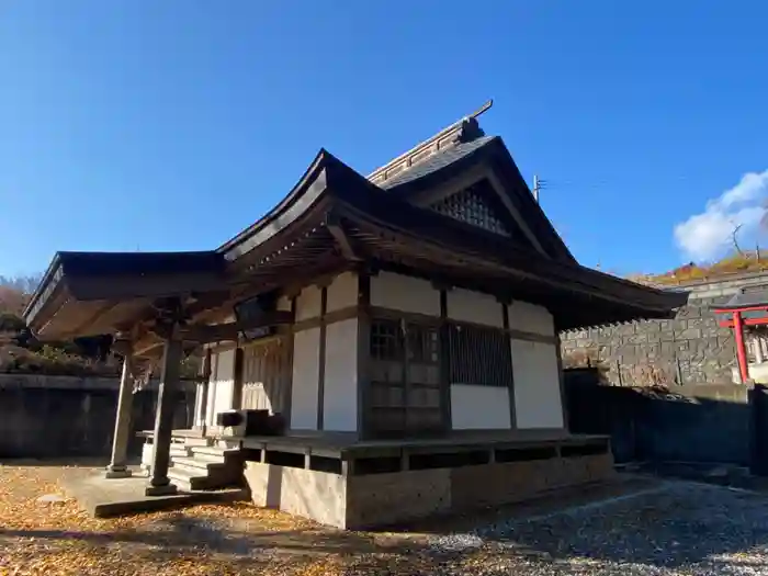 白瀧神社の本殿