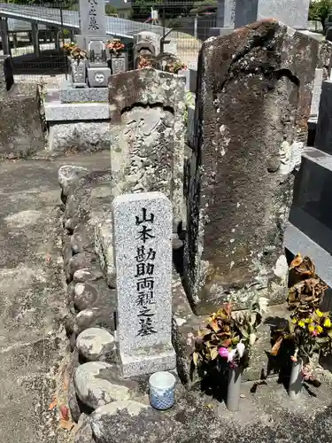 本願寺のお墓