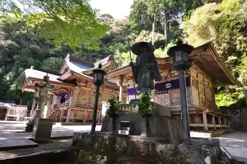 神峯寺の像