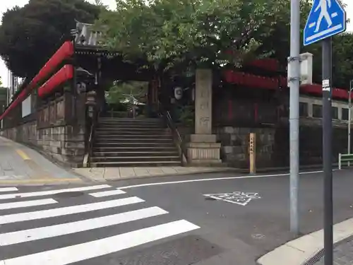 豊川稲荷東京別院の周辺