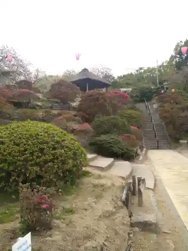 國鉾神社の庭園