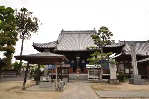 西林寺の本殿