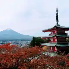 新倉富士浅間神社の建物その他