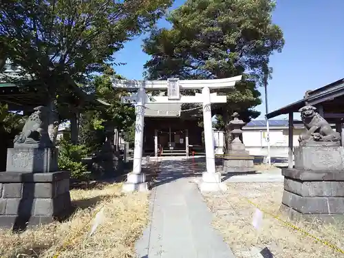 柄沢神社の鳥居