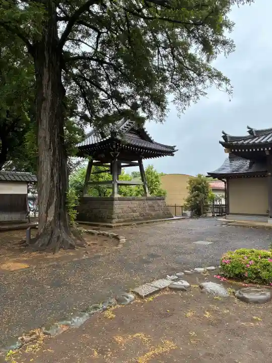 慶元寺の{uncategorized: "未分類", other: "その他", undefined: "問題あり", building: "その他建物", grave: "お墓", sacred_gate: "鳥居", guardian: "狛犬", statue: "像", buddha: "仏像", history: "歴史", nature: "自然", garden: "庭園", animal: "動物", pagoda: "塔", temizu: "手水舎", mountain_gate: "山門・神門", sanctuary: "本殿・本堂", subordinate: "末社・摂社", art: "芸術", scenery: "景色", jizo: "地蔵", ema: "絵馬", goshuin: "御朱印", omikuji: "おみくじ", items: "授与品その他", amulet: "お守り", goshuincho: "御朱印帳", eats: "食事", festival: "お祭り", votive_dance: "神楽", shichigosan: "七五三参", wedding: "結婚式", experience: "体験その他", initially: "初詣", around: "周辺", anti_infection: "感染症対策"}