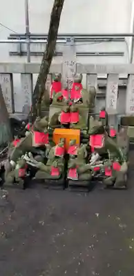 笠間稲荷神社 東京別社の狛犬